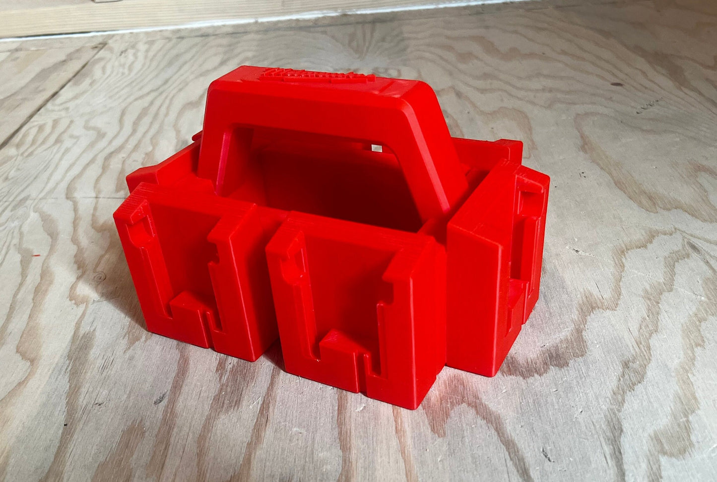 Milwaukee M18 Battery Carrier/Caddy Holds Up to 6 M18 Batteries